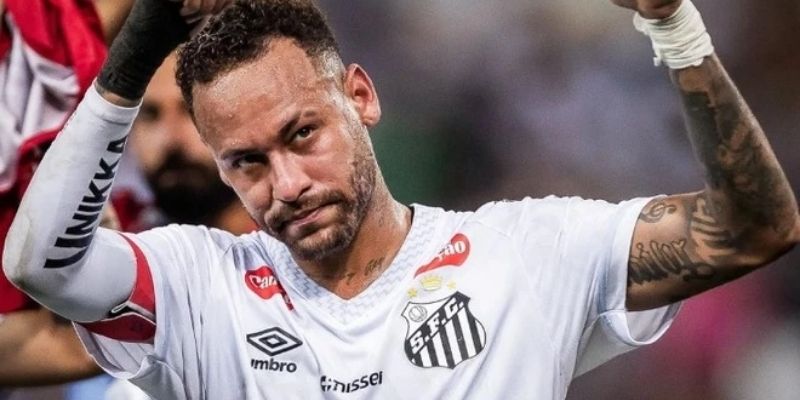 Neymar lên tiếng lý do từ chối dự Club World Cup 3 Neymar và bài toán cân bằng giữa danh tiếng, sức khỏe và trách nhiệm
